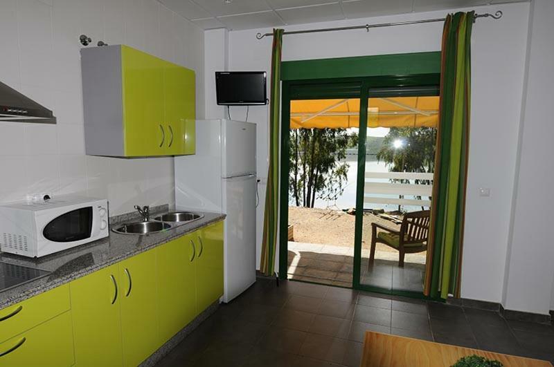 Apartamentos Villa Vacacional Castuera Exterior foto