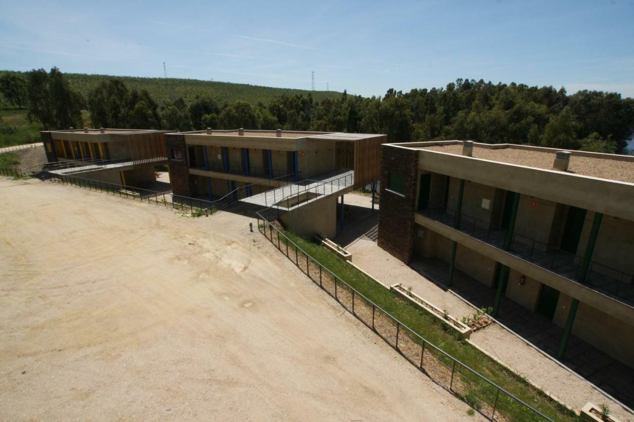 Apartamentos Villa Vacacional Castuera Exterior foto